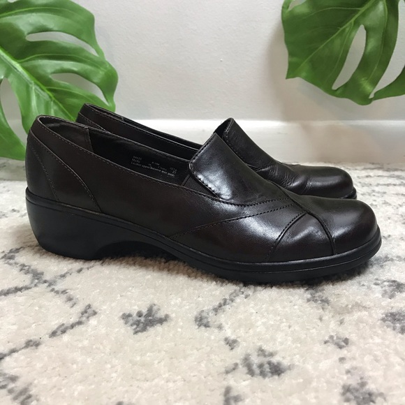 CLARKS WEDGES / SLIP ONS LEATHER SHOES - Picture 2 of 7